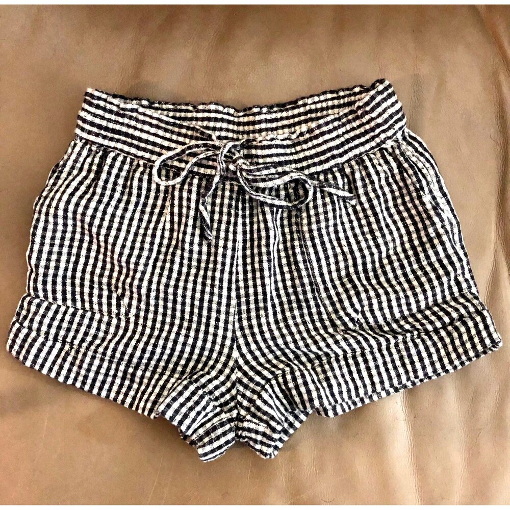 Urban Outfitters Gingham Shorts Small